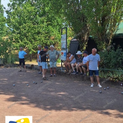 Concours de pétanque